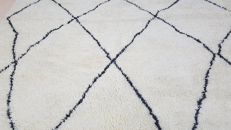 Large Beni Ouarain rug, 300 x 215 cm || 9.84 x 7.05 feet - KENZA & CO