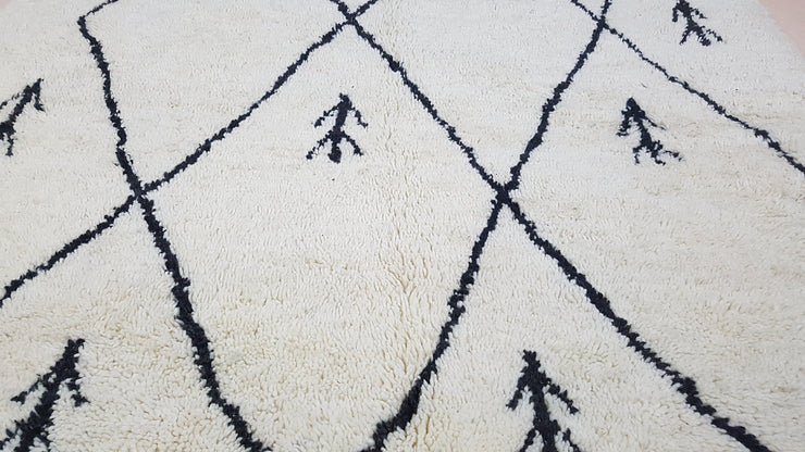 Large Beni Ouarain rug, 325 x 195 cm || 10.66 x 6.4 feet - KENZA & CO