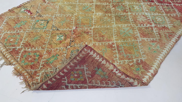 Vintage Boujaad rug, 265 x 170 cm || 8.69 x 5.58 feet - KENZA & CO