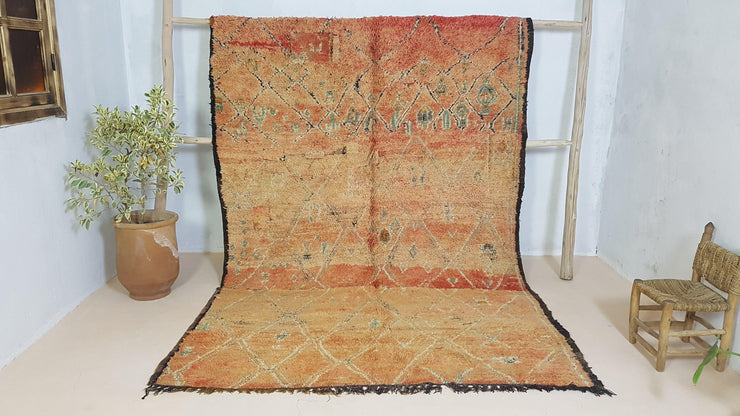 Vintage Boujaad rug, 270 x 185 cm || 8.86 x 6.07 feet - KENZA & CO
