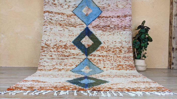 Large Azilal rug, 300 x 215 cm || 9.84 x 7.05 feet