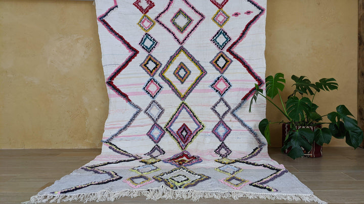 Large Boucherouite Rug, 275 x 163 cm || 9.02 x 5.35 feet