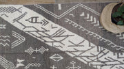 Beni Ouarain rug, 235 x 135 cm || 7.71 x 4.43 feet - KENZA & CO