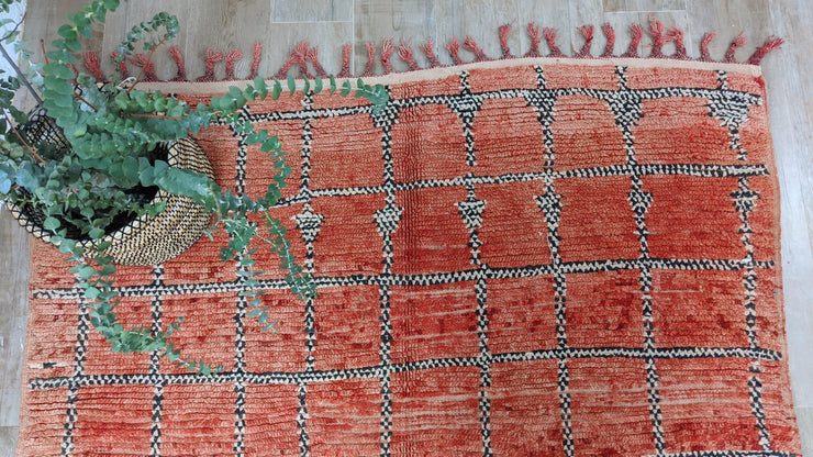 Vintage Boujaad rug, 275 x 170 cm || 9.02 x 5.58 feet - KENZA & CO
